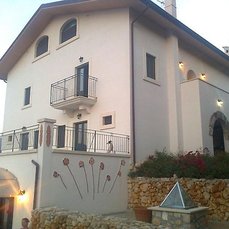 Willa Locanda Dell'Asino D'Oro Sulmona Zewnętrze zdjęcie